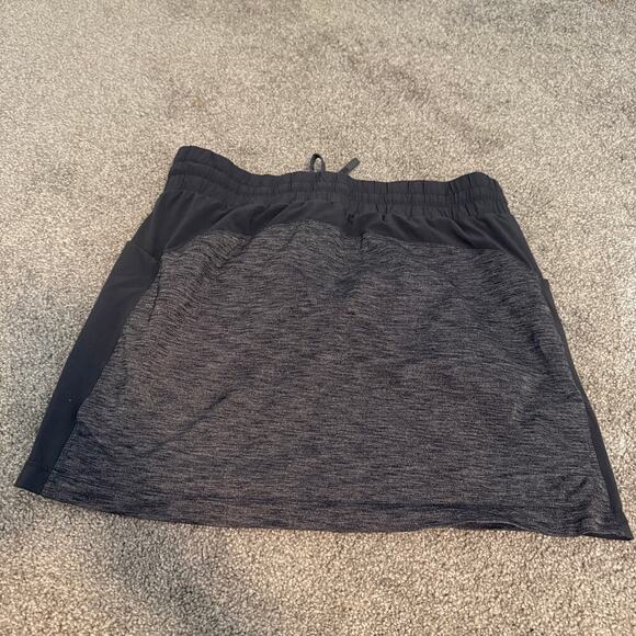 Athleta Excursion Hybrid Skort‎ Grey/Black Style# 405667 Medium - Picture 5 of 5